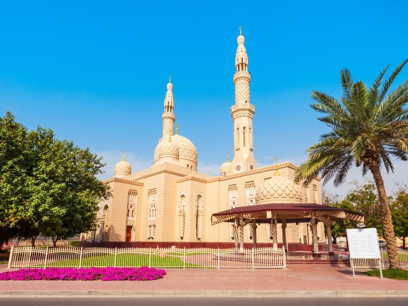 Jumeirah-Mosque.jpg